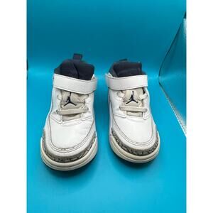 Jordan Spizike TD "White/Navy/Elephant size 9C